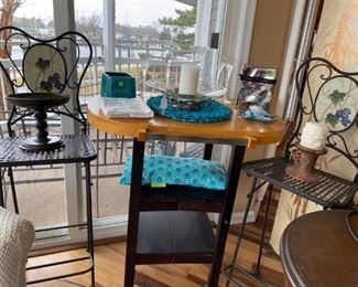 "Oasis Island" Rolling & Folding Bar, 2 Folding Bar Stool & More!