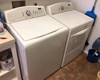 Kenmore Electric Washer & Dryer Set
Great working condition.