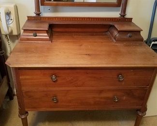 Handmade chest with glove drawers