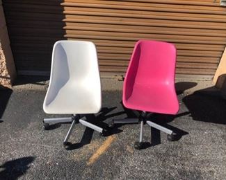 Childs desk chairs