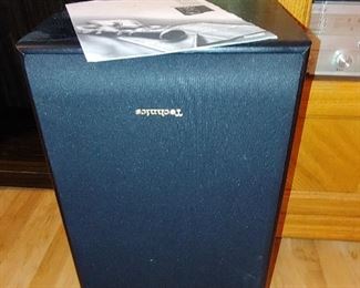 Set of Speakers