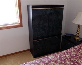 Green Lacquer Dresser