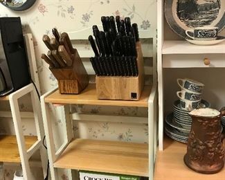 Knife sets and small appliances 