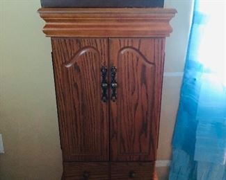 Jewelry chest and boxes