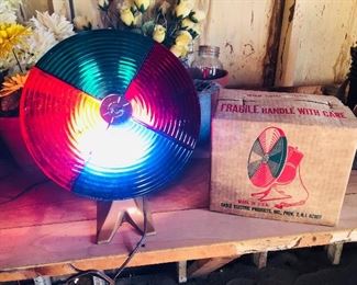 Vintage color wheel
This is a Snap-it color wheel in the original box.