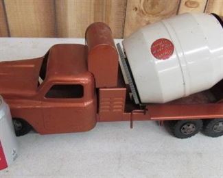 1950's Metal Structo Toys Cement Mixer Truck