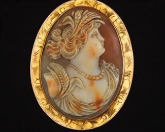 Carved Shell Cameo Brooch 