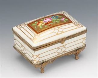 French Porcelain Dresser Box