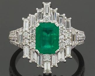 Ladies Diamond and Emerald Ring 