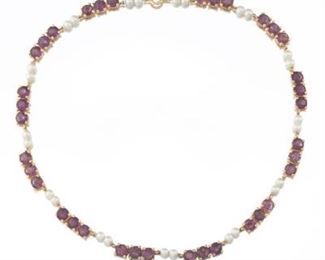 Ladies Gold, Amethyst and Pearl Chocker Necklace 