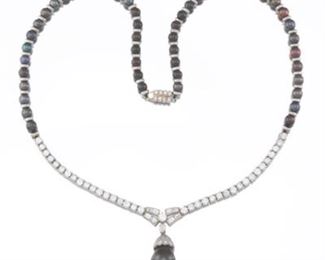 Ladies Gold, Diamond and Black Pearl Necklace 