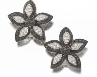 Ladies Italian Gold, White and Black Diamond Pair of Floral Ear Clips 