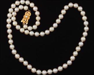 Ladies Mikimoto Pearl and Gold Necklace 