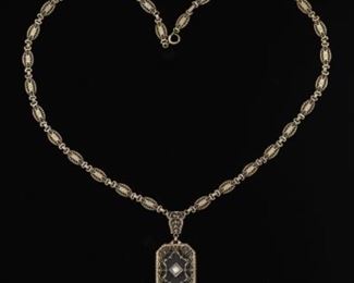 Ladies Victorian Gold, Camphor Glass and Diamond Necklace 