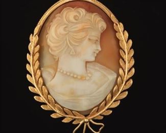 Large Carved Shell Cameo of a Beauty 