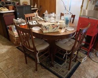 Antique oak Table and 4 chairs