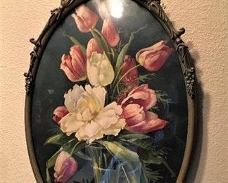 OVAL FLORAL PRINT
