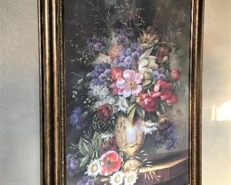 BEAUTIFUL FRAMED FLORAL PRINT