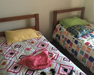 SWEET PAIR OF TWIN BEDS