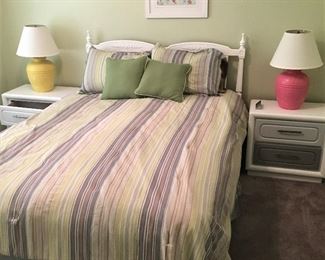 QUEEN BEDROOM SET