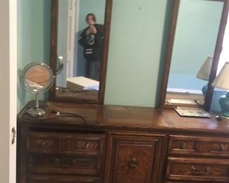 dresser sold separate or with armor & 2 night stands