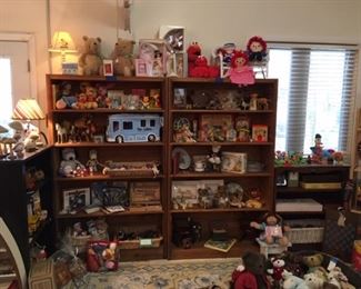 Toyland: Boyds & other bears, Winnie the Pooh assortment, Breyer camper and horses, dolls. toys & games