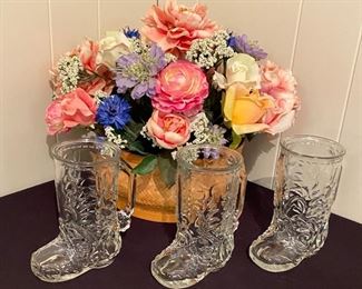 Libbey Canada Boot Beer Mug, Silk Floral Arrangement