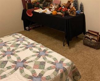 Full Size Bedroom Set, Comforter, Childs Desk
