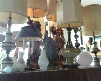LARGE SELECTION OF LAMPS.