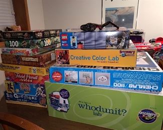 Board Games, Puzzles & Toys