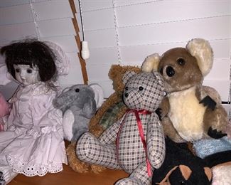 Dolls abd Stuffed Animals