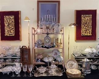 ASSORTED SILVER, CRYSTAL AND FINE CHINA INCLUDING WATERFORD, HEREND, ROYAL COPENHAGEN, STAFFORDSHIRE, ROYAL DOULTON AND MORE