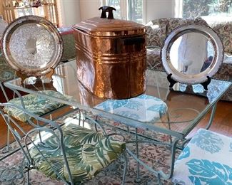 IRON GARDEN TABLE AND CHAIR SET