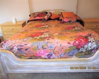 Incredible Queen Size Bed, Has Lion Feet and Winged Swan Finials
