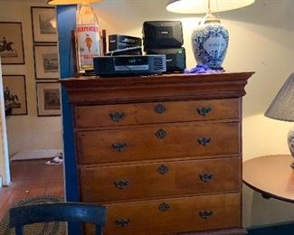 Beautiful Chest of Drawers, Lamps, Bose Equipment 