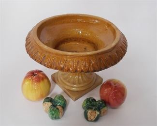 20th C Italian ceramic urn with fruits