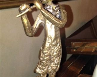 Flutist statue