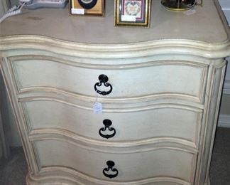 Matching 3-drawer nightstand