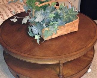 2-layer coffee table