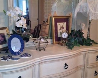 These 9 drawers provide lots of storage.