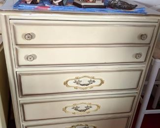 $75 White 5 drawer dresser