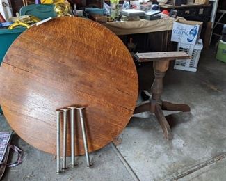 $50 Round oak table with wood base