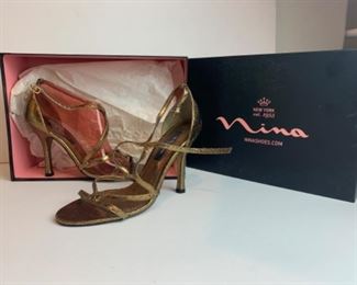 Nina "Cylie" Bronze - Size 7.5