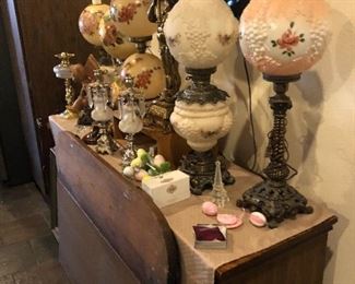 Victorian-style Hurricane table lamps