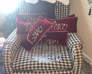 Houndstooth rocker/recliner