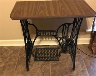 Antique Singer machine base without machine