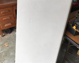 Utility tables and craft tables