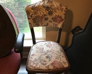 single  chair