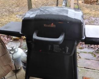 outdoor propane grill