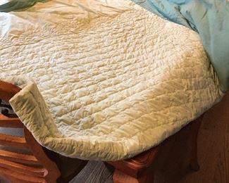 quilt is hand stitched and needs to be finished